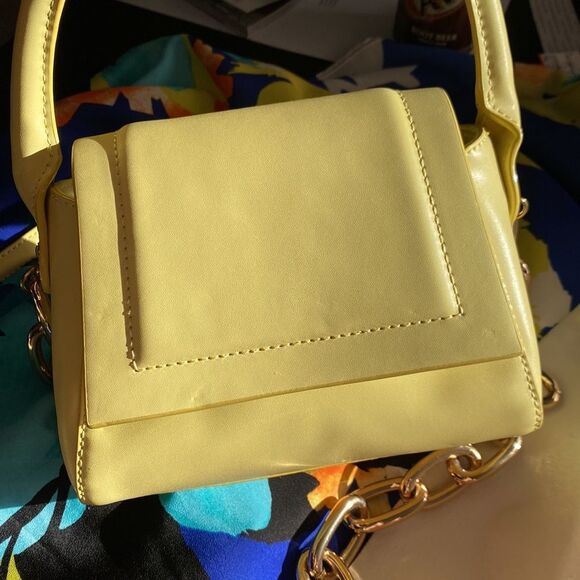 House of Want Shoulder Bag Optional Chain Link Strap Magnetic Closure - Picture 7 of 8